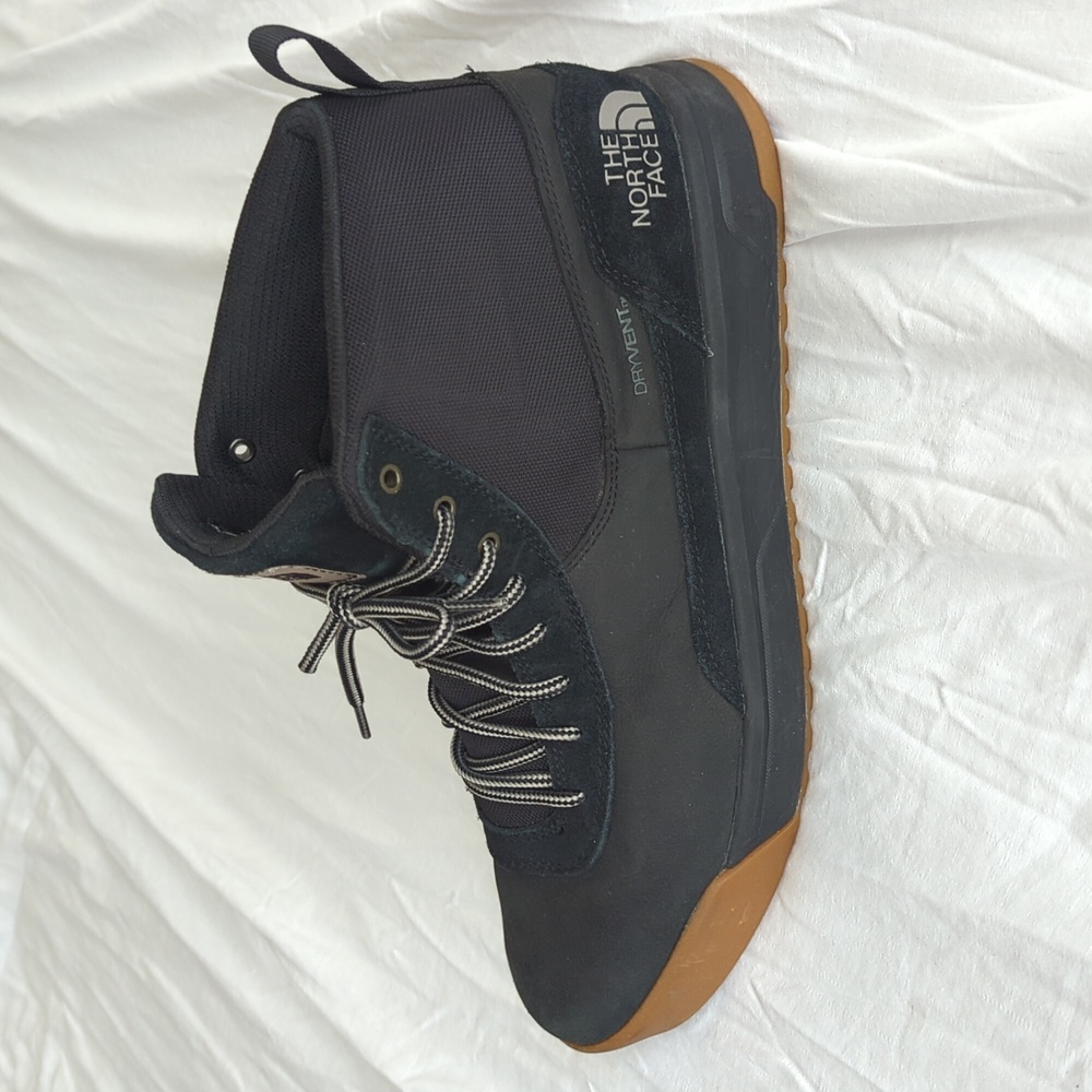 The North Face Men’s Larimer Mid Waterproof Boots - Picture 10 of 13